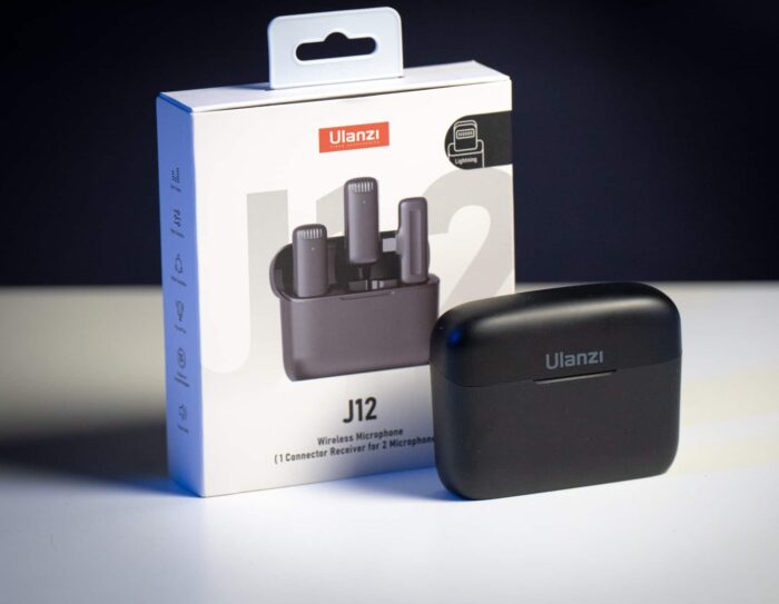 Ulanzi J12 Dual Wireless Microphone For iPhone 2